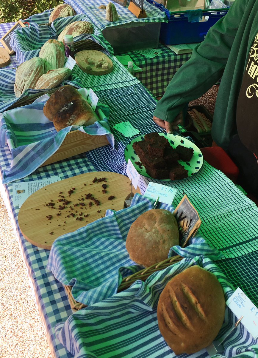 janet_t_55's tweet photo. The sun is out! 🌞we are partying in the park! Selling fast!!! #realbread #sourdough #PartyintheParc https://t.co/keNMpyKdo3