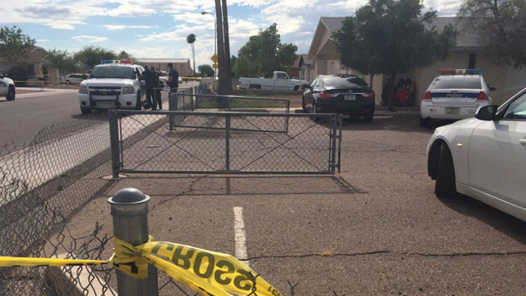 48hours's tweet photo. 1-year-old boy dies after being left in hot car, police say https://t.co/6CUEEkfbYM https://t.co/YkUcG9G1dG