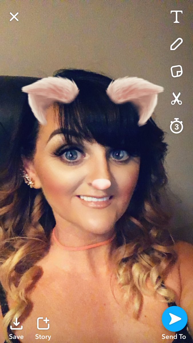 claire_scott99's tweet photo. Last nights hair & makeup ๐ ๐๐ผ๐น #LMD #makeupselfies #bestatwhattheydo https://t.co/cTt26aaQM2