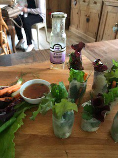 MamaTukTuk's tweet photo. Very healthy and extremely delicious vegetable raw spring rolls https://t.co/y6AIdfVr15