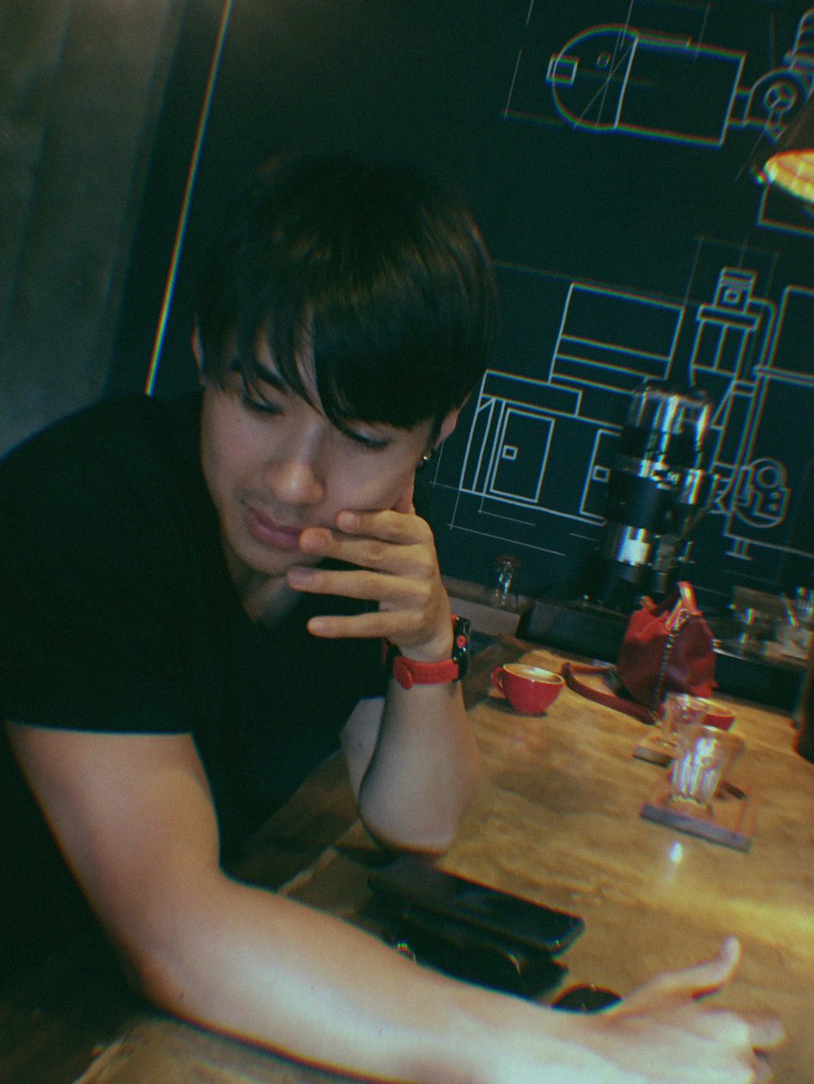 newcp27's tweet photo. ไอจีรูป ทวิตเตอร์อีก (4) รูป แหะๆ คริๆ คร๊อฟฟรี้!! ดี๊ดี เร้ด ไดมอน https://t.co/V55hM2nUws