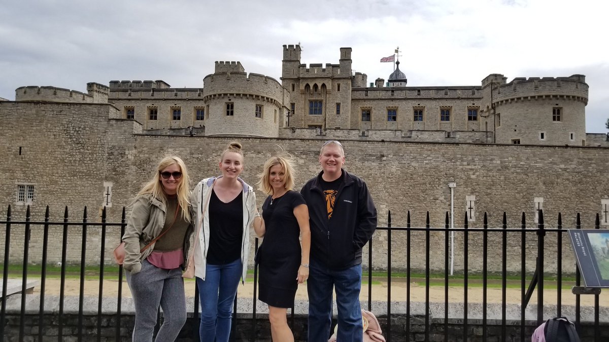 mdietzweb's tweet photo. Amazing time in England, Ireland, wow! https://t.co/ht8hUPQQXN