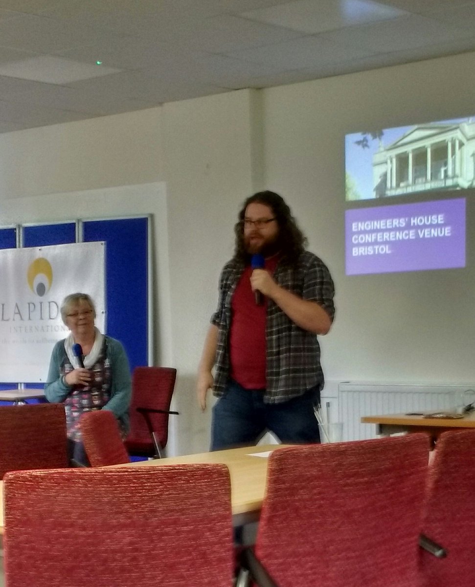 CBWellbeing's tweet photo. Performance poet Frank Thomas
#CBWellbeing https://t.co/9Lqn1bOtNe
