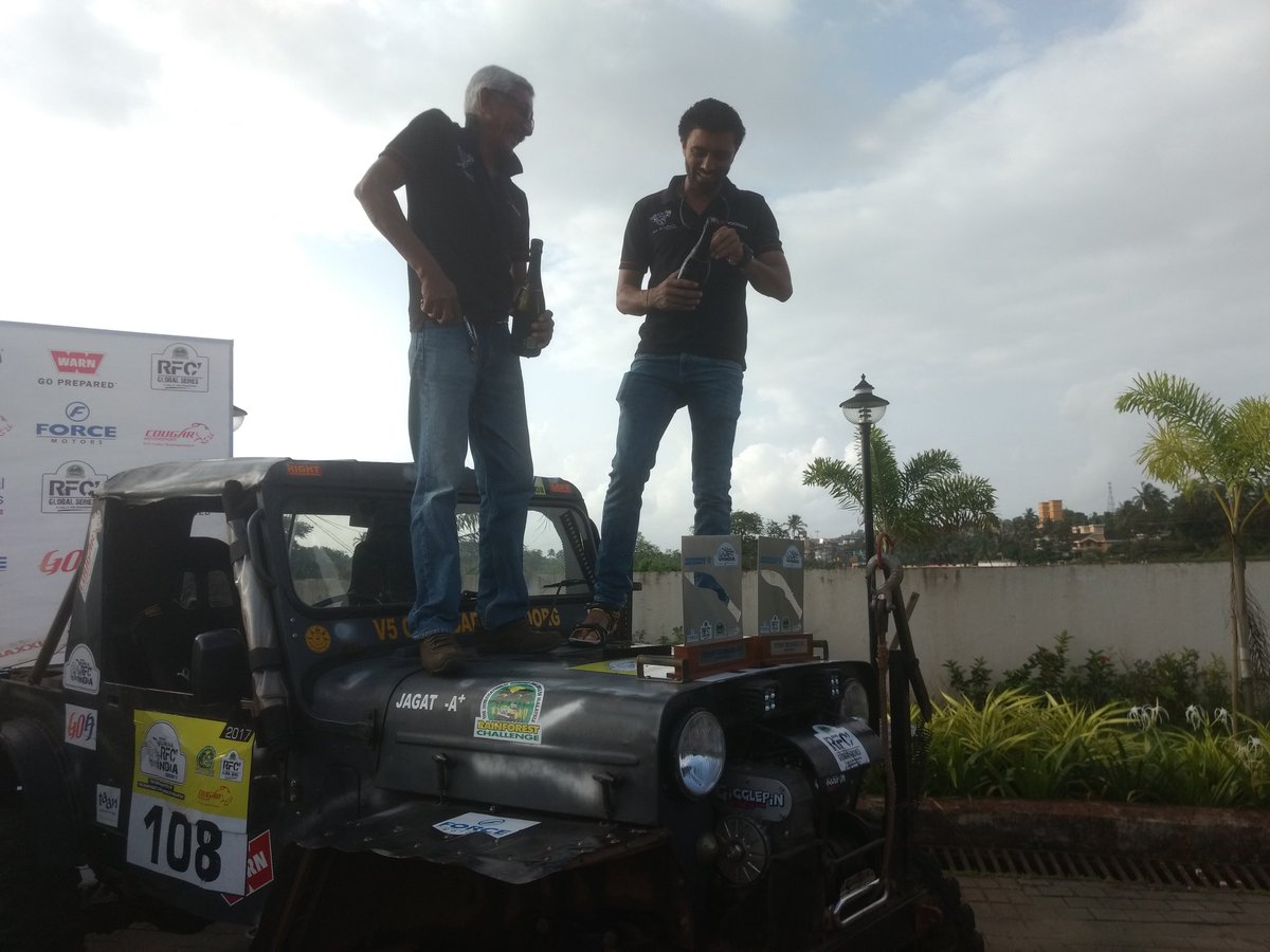 evoIndia's tweet photo. Jagat Nanjappa and Chethan Changappa take the first runner up position. #RFC2017 https://t.co/gyMp2iaHD6