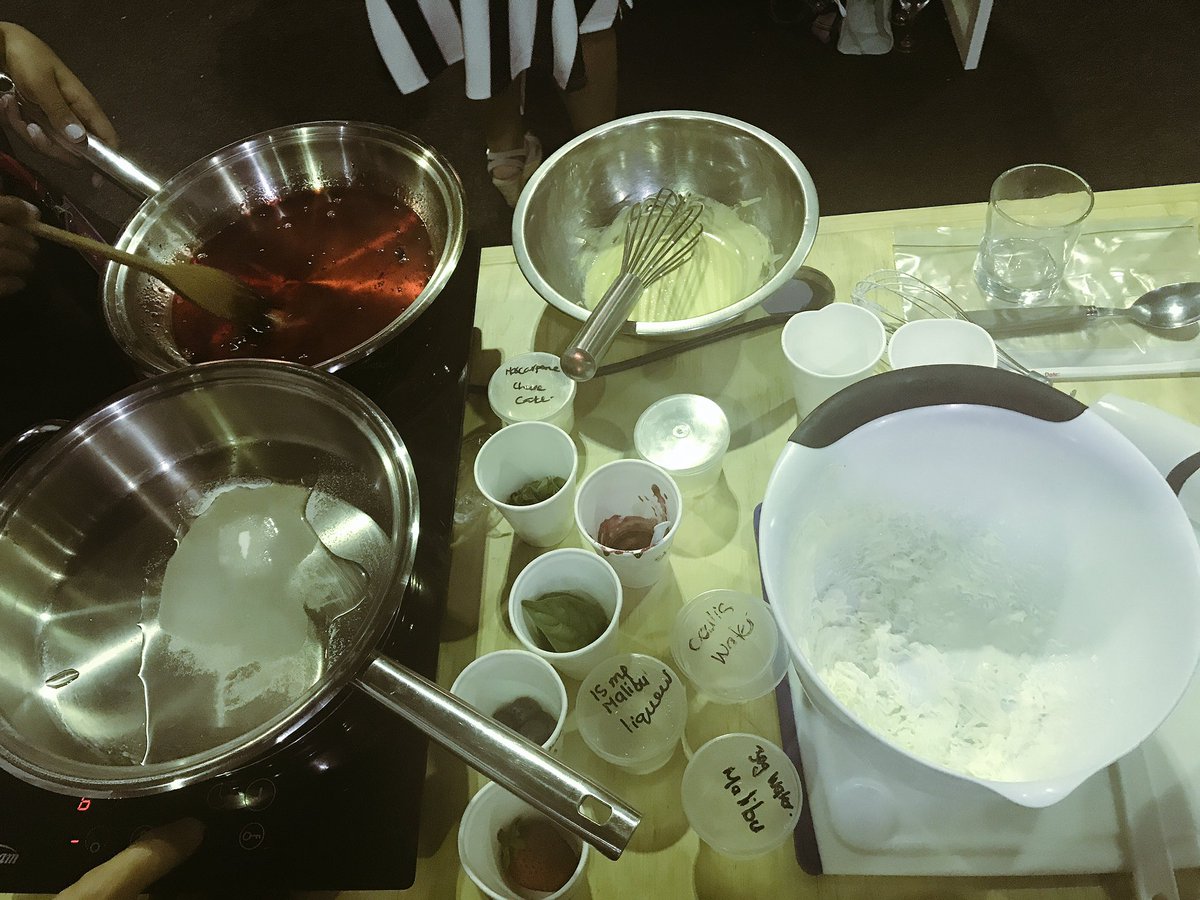 Karabo Mokgoko 🦄🌞 tweet media