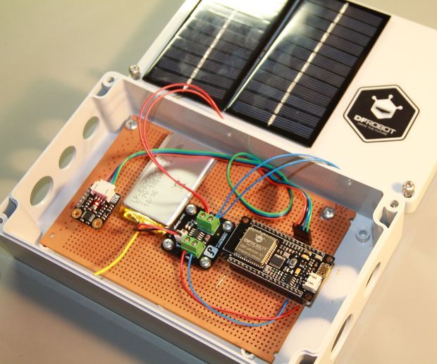 instructables's tweet photo. ESP32 Solar Weather Station https://t.co/b6jNgbd8UG https://t.co/NRhRzydZg0