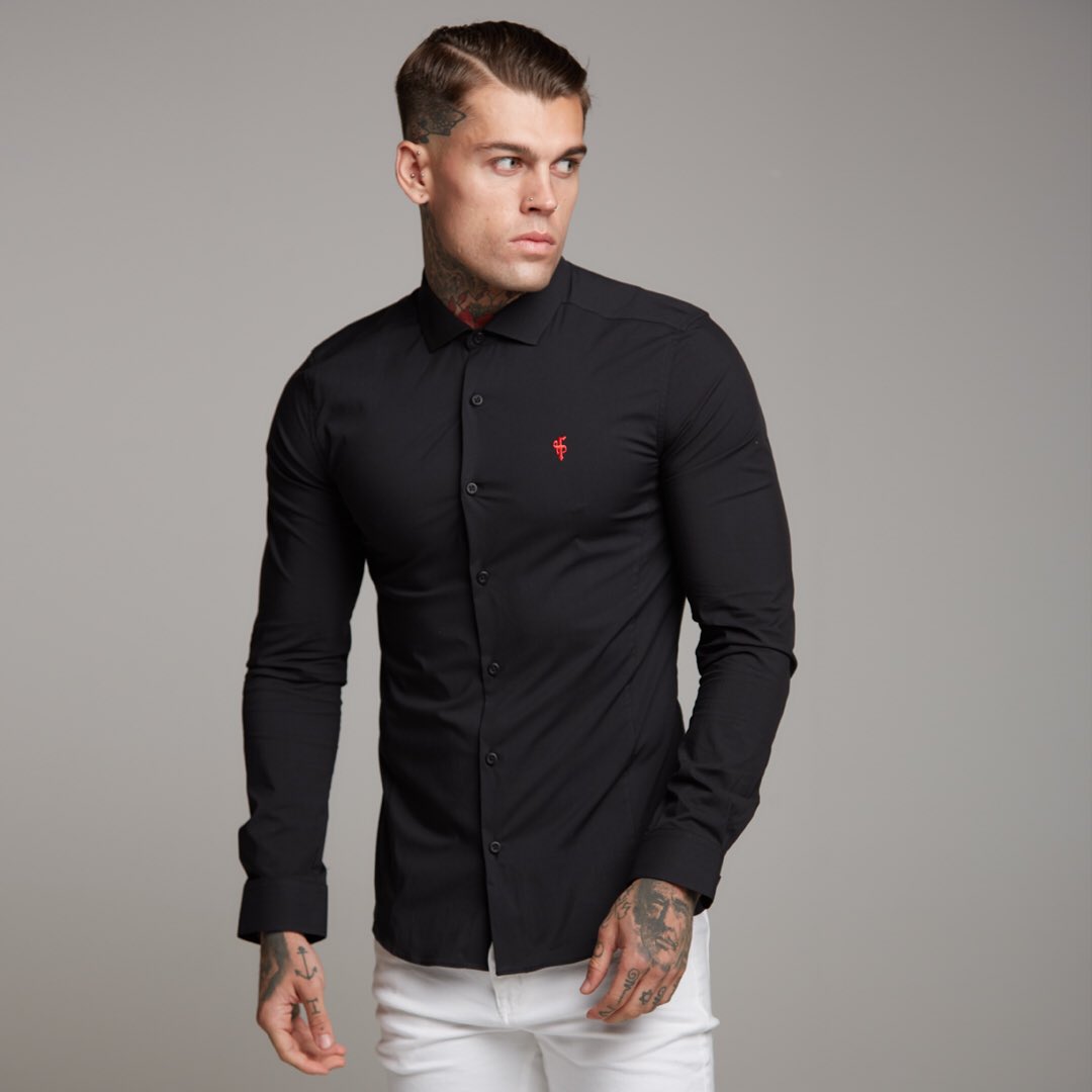 FatherSons_'s tweet photo. Win a shirt of your choice at #FatherSons.

- Follow
- RT

Winner chosen tonight 11pm | https://t.co/ygr7EkO6cx https://t.co/d7NFqRWSuq