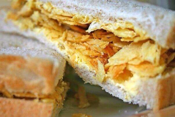 Retweet if you loved crisp sandwiches as a kid...