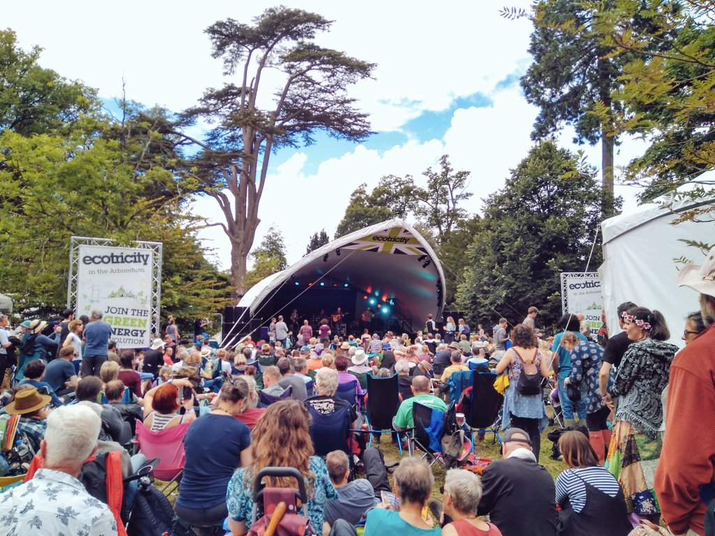 mouchorecords's tweet photo. Right now @Prexton8 rocking the #Ecotricity Stage at @WOMADfestival 🔥🇬🇧🎸 #WOMAD2017 #WOMAD #prexton https://t.co/uZiE0xoE1p