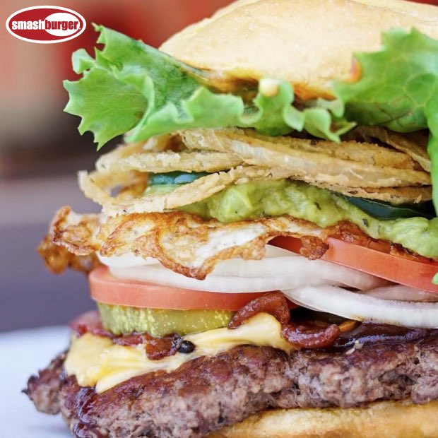 SmashburgerQ8's tweet photo. How many toppings can I get? 
شنو عدد الاضافات اللي تبي تضيفها على برجرك المفضل؟ https://t.co/cqw6ZF3tpW