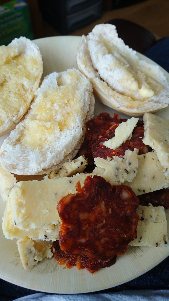 Faylar1978's tweet photo. #ManxTapas @iomcreamery Cracked Pepper Cheese, #CloseLeeceFarm  #ManxChorizo, #StaarveyFarm  Elderflower fizz #SouthernAgriculturalShow #IOM https://t.co/nxyeGtFCvh