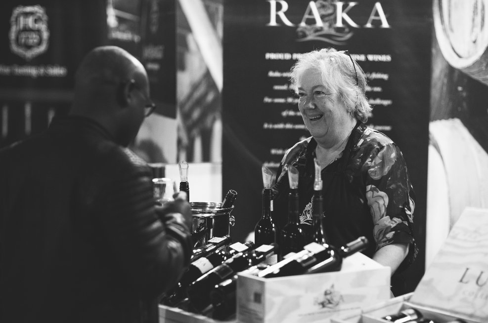 CHEERS! Join us in the Wine Pairing Theatre at 3pm for a red wine tasting with sommelier @lloydjusa. #GFWS2017