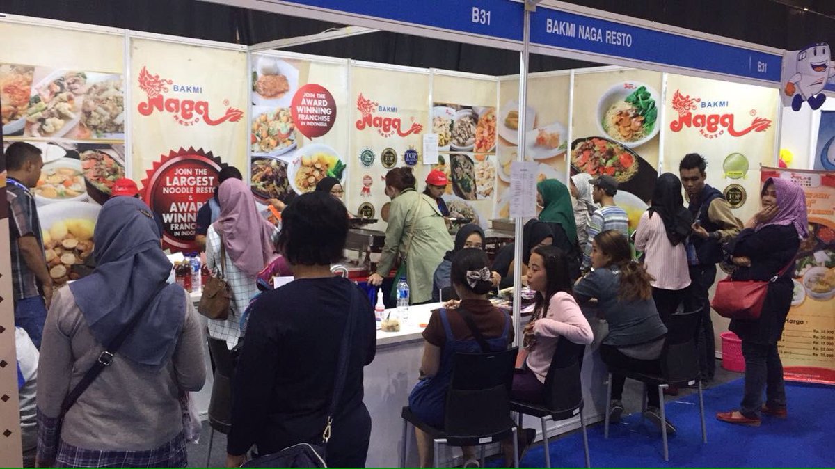 bakmi naga resto tweet media