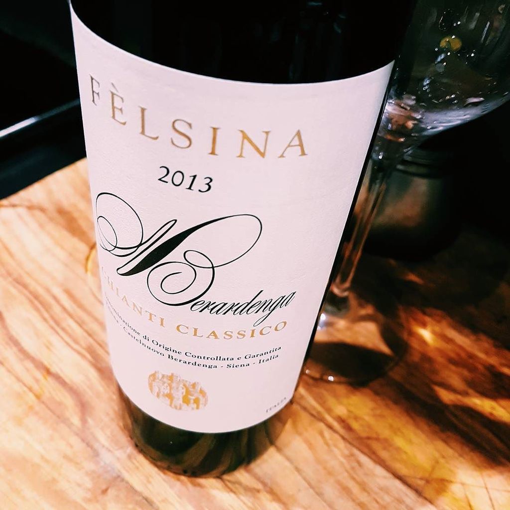 Wine_Related's tweet photo. Yum! #felsina #chianticlassico https://t.co/XZyzajCIyK https://t.co/KYn8obiZw2