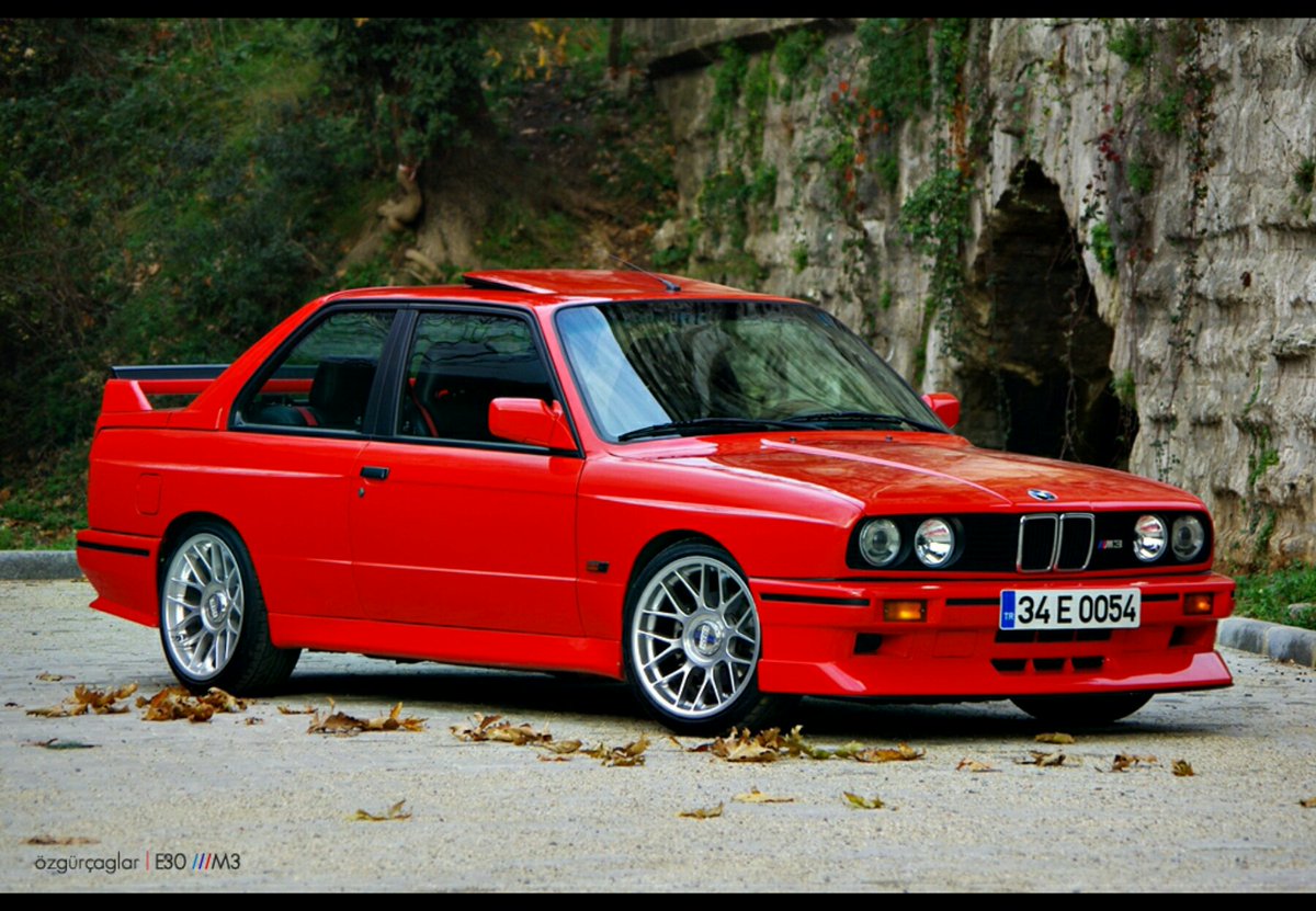 BMWmistress's tweet photo. They say nobody's perfect. This is. #E30 #BMWE30 https://t.co/oPrPU4lAA6