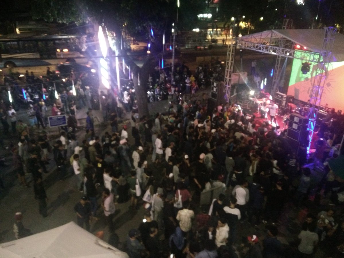 Beerhouse jatinegara tweet media