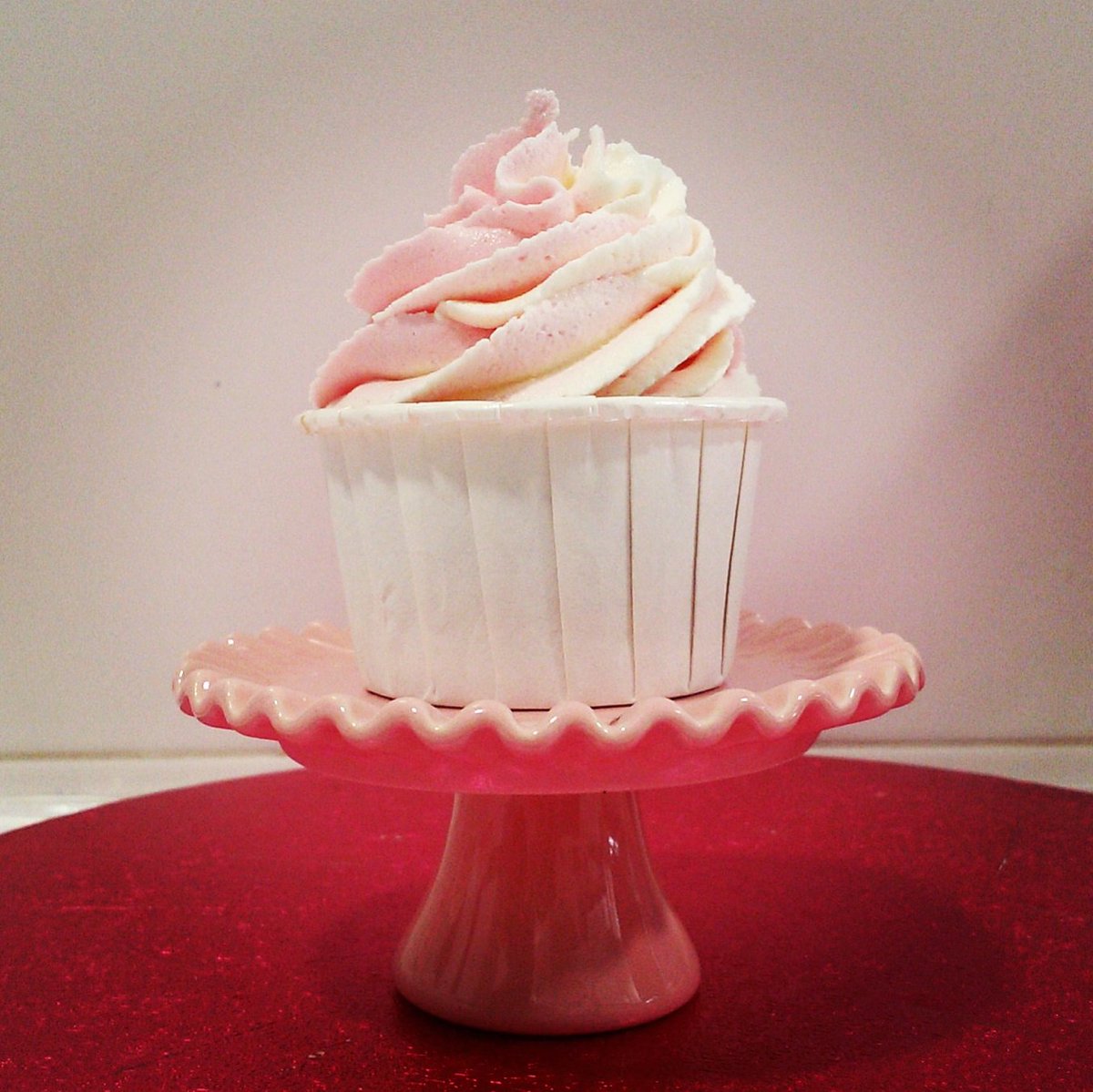 CUPdeCUPCAKES's tweet photo. En verano sigo reposteando!!...:) #Ideas #reposteria #MeEncanta #paratodoslosgustos https://t.co/GTonvKdTrD