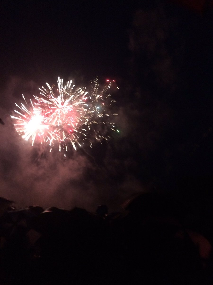 Amy McCue tweet media