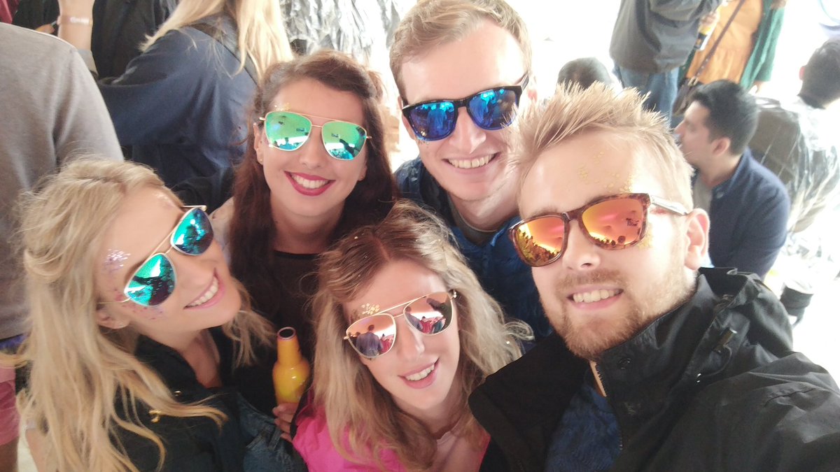 AdamBlaynee's tweet photo. @HawkersUK all of the Hawkers 🙌🔥🔥🔥#WeWantAllTheHawkers https://t.co/fyUqRpXkPO