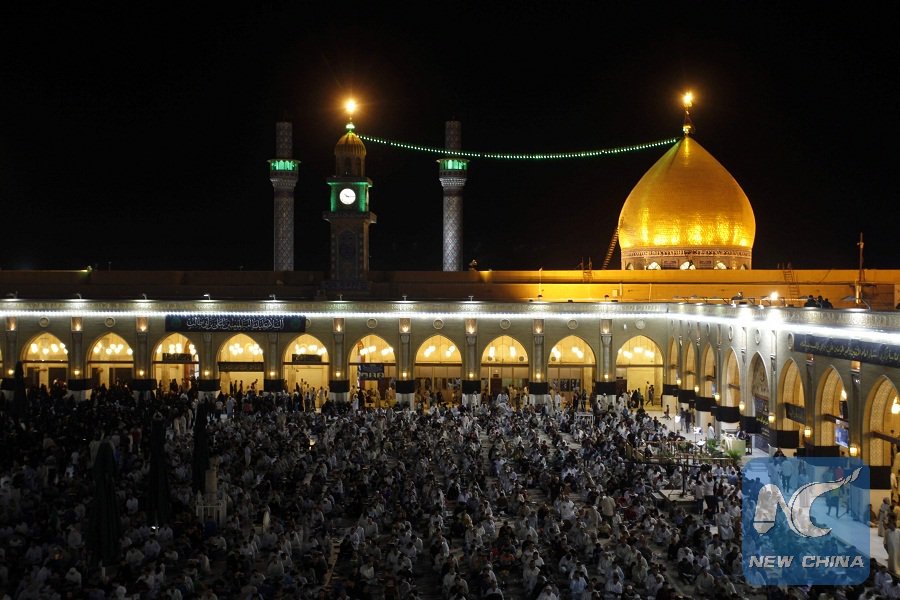 XHNews's tweet photo. Iraq foils IS plot to attack Shiite shrines and house of the most revered spiritual Shiite leader in Iraq https://t.co/hBDWZk6wBO https://t.co/NaRxe1WLGS
