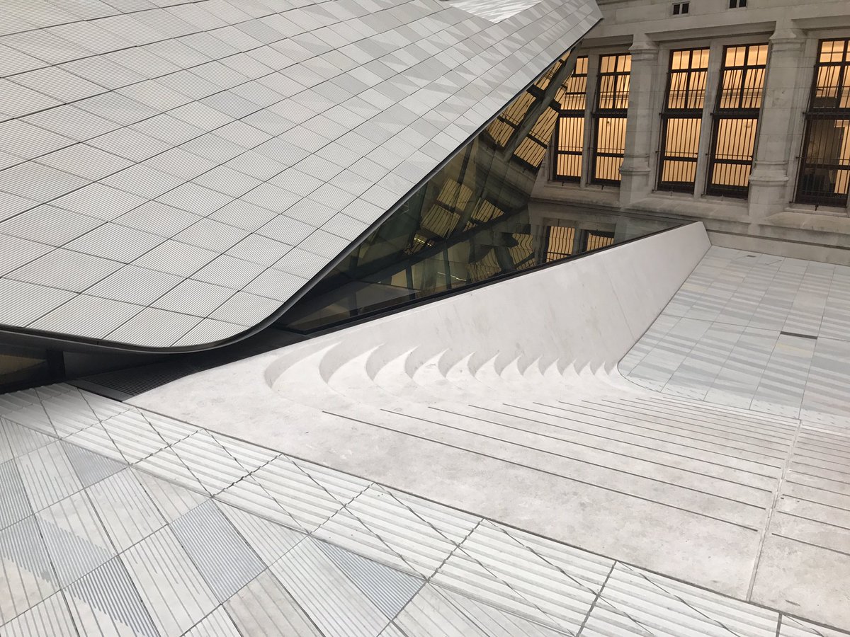 nickmuk's tweet photo. The new extension at the V&amp;A. Really interesting use of ceramic tiles in a totally new way but feels like an awful lot of circulation space! https://t.co/dTTKTwdPso