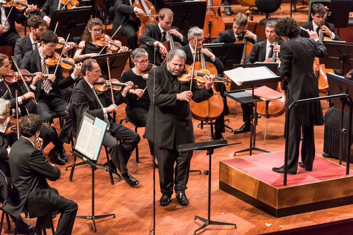 danilaprest's tweet photo. Alle 11.50 #IlConcertodelMattino di @Radio3tweet con il direttore #FrancescoAngelico e violino #DomenicoNordio: https://t.co/qAEn7GXuYB https://t.co/ryjTfC9uIx