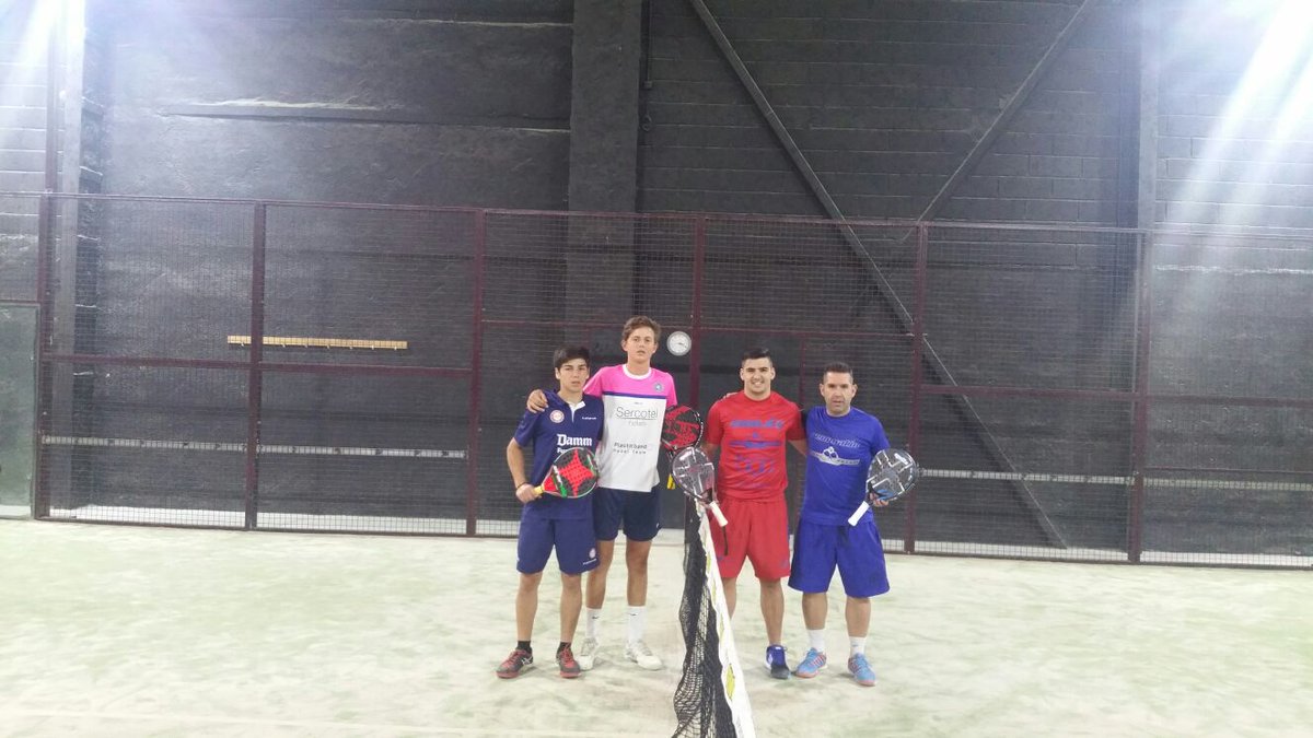 FeelCenterPadel's tweet photo. Y algunas parejas más que se enfrentaron ayer en el #Torneo de #Pádel ABS 2000 / V Torneo José María Nievas / III Torneo Cetel. https://t.co/qrMBllAr8x