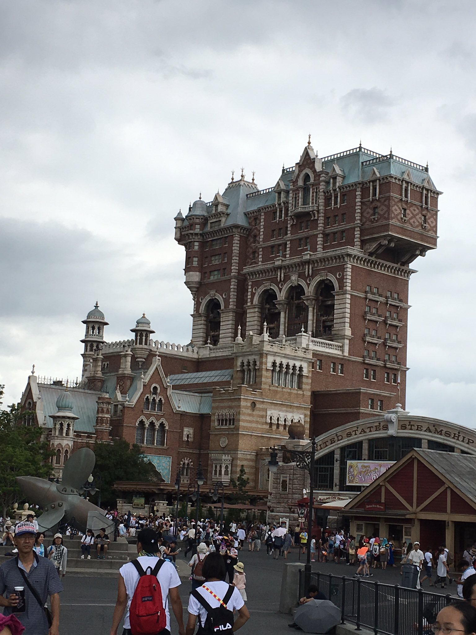 田中 淳 Al Twitter 昨日はディズニーシー行ってきた 絶叫系怖くて乗りたくなかったけど 乗ってみたらふつうに楽しかった 笑 こっちにおる間にまた行こ 笑 T Co Dfavcumbkb Twitter