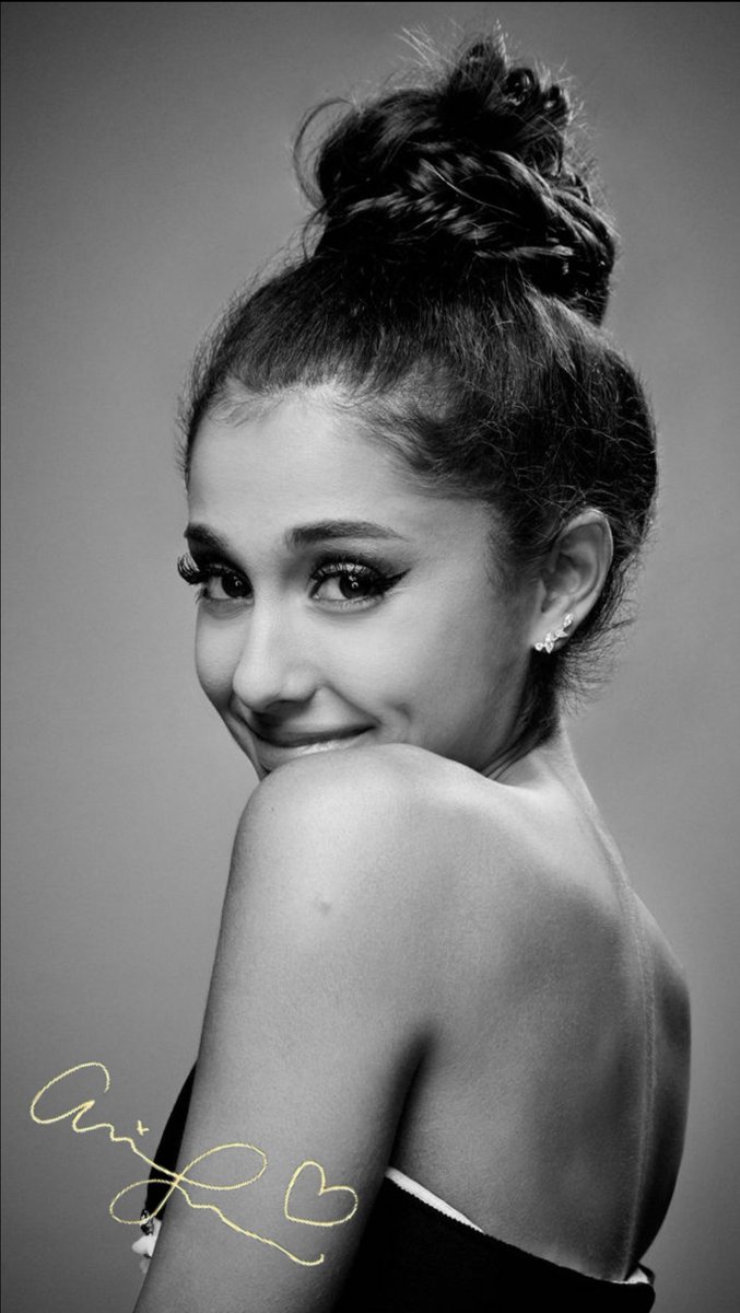 screenlcks's tweet image. Ariana Grande lockscreen (with signature) | Fav if you saved