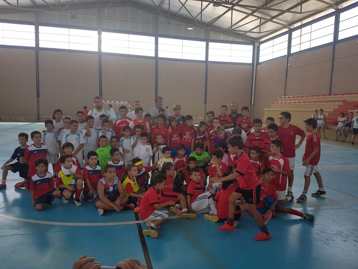 Gran día el de ayer, para una buena causa EL SUEÑO DE VÍCTOR y acompañado de grandes amigos