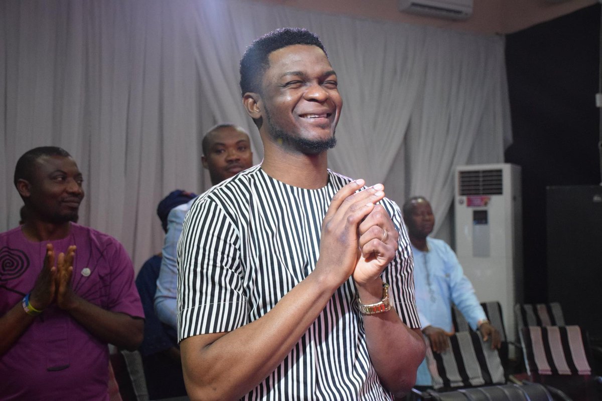 ofmlagos's tweet photo. Gospel music powerhouse Joe Praise is in the house
#9SundaysofDivinePossibilities
#SundayJuly30
#TaggedGodCan #Jehovahthedoctor
#ofmlagos https://t.co/XbB4eY8hDI
