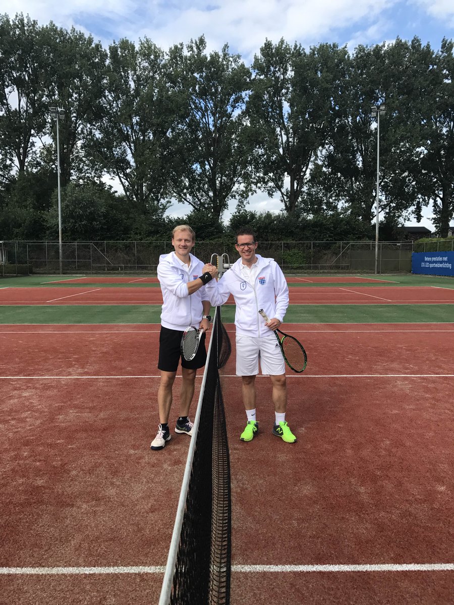 gerbenzingstra's tweet image. 1st PECPOWER tennismatch #pecpower #peczwolle #challenge #zwolle #tennis #voetbal #engie #doemee PECPOWER.nl