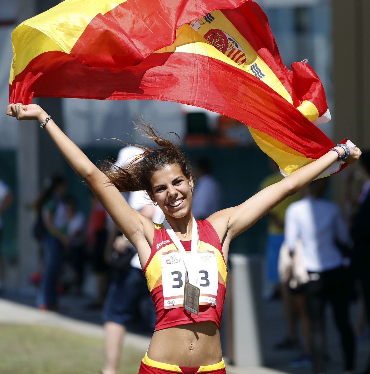 COE_es's tweet photo. Termina #Gyor2017, un #EYOF MEMORABLE para el equipo español. Revívelo a través de las mejores imágenes 📷📸📷📸📷📸📷📸  👉 https://t.co/Fk81ZmSsN0 https://t.co/CEHSXYgL7M