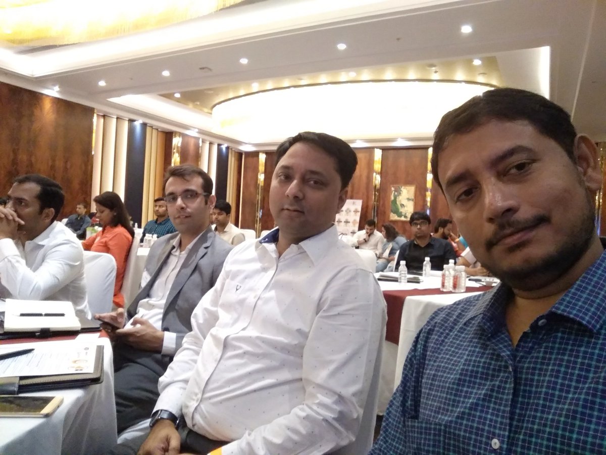 amsle10's tweet photo. #DevOpsPune2017 with Sachin and Prashant #xellentro https://t.co/VQib8UriqG