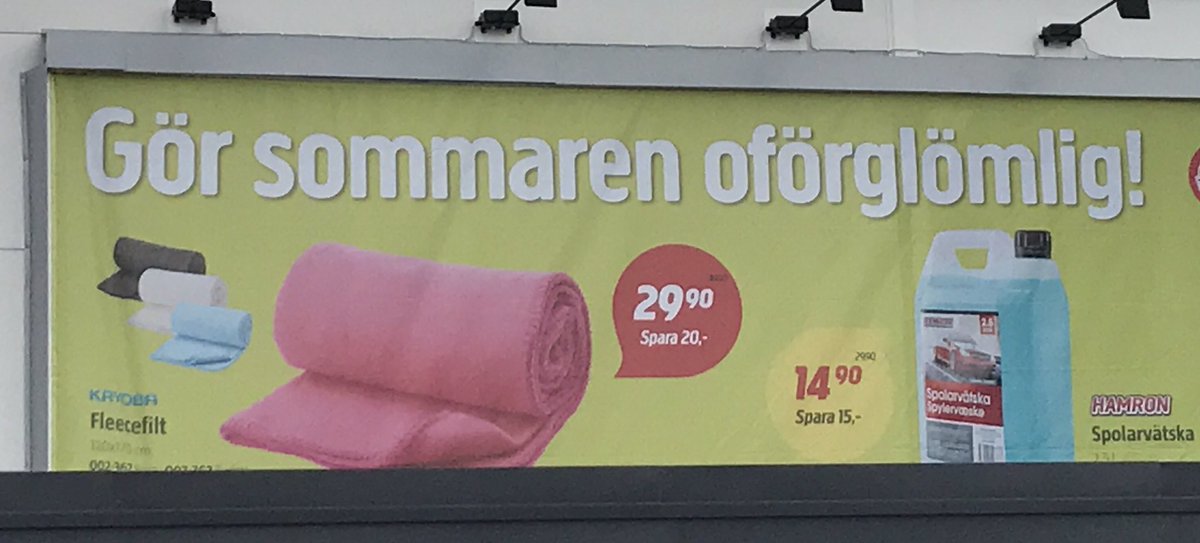 Pedagogiskchef's tweet photo. "Kommer ni ihåg sommaren 2017 ungar? Det var då vi hade en hel dunk spolarvätska!" https://t.co/woomR5HnTS