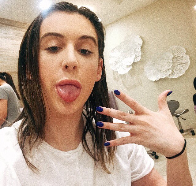 favepersxons's tweet photo. Trevor moran || youtuber &amp; singer #trevormoran @TrevorMoran https://t.co/UZ62tzbSmD