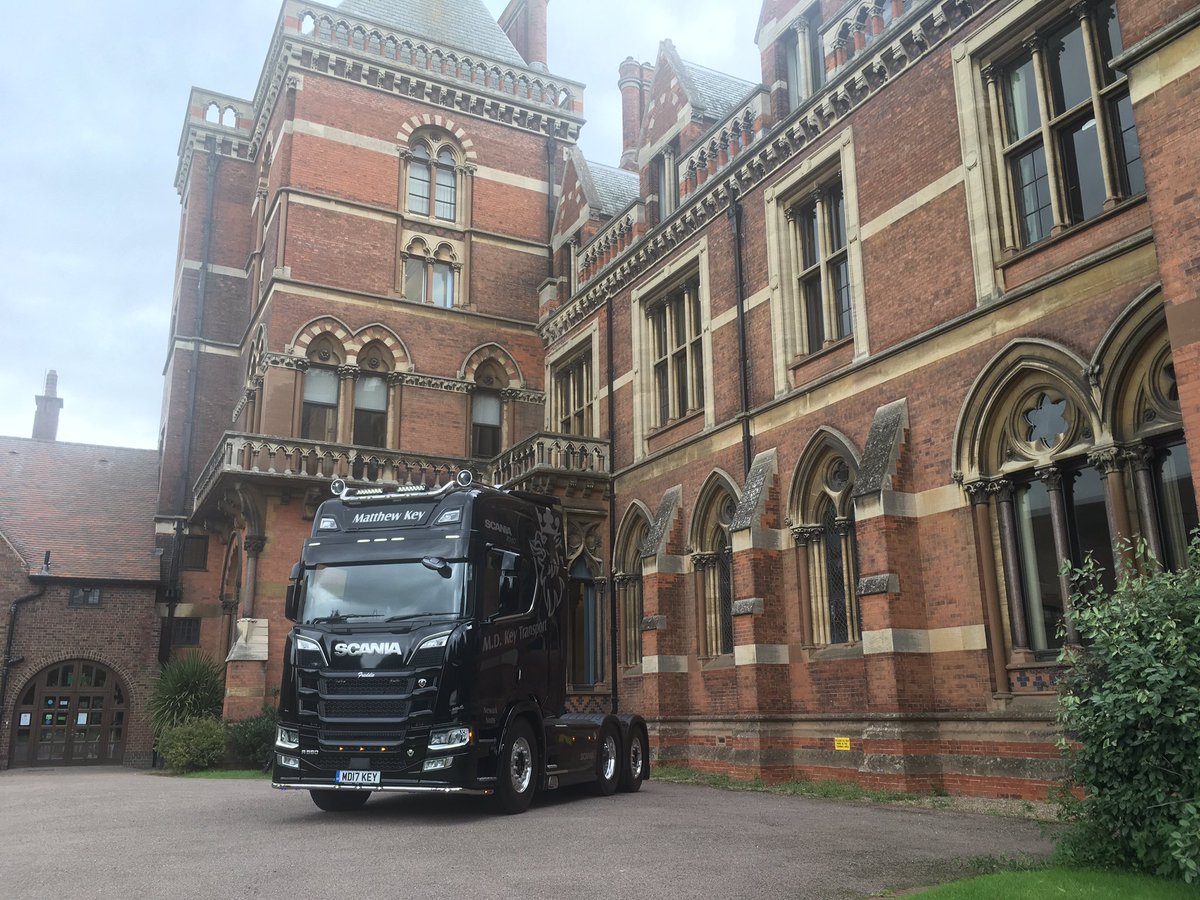 keltruck's tweet photo. @ScaniaGroup @ScaniaUK @SFletch8 @davemor66816340 #MatthewKey #MDKeyTransport #Scania #Newark #Nottinghamshire #Notts #EastMidlands #EastMids #NG24 #SuppliedByKeltruck #YouCanHaveTheBest #V8 https://t.co/IO9f8cHfaG