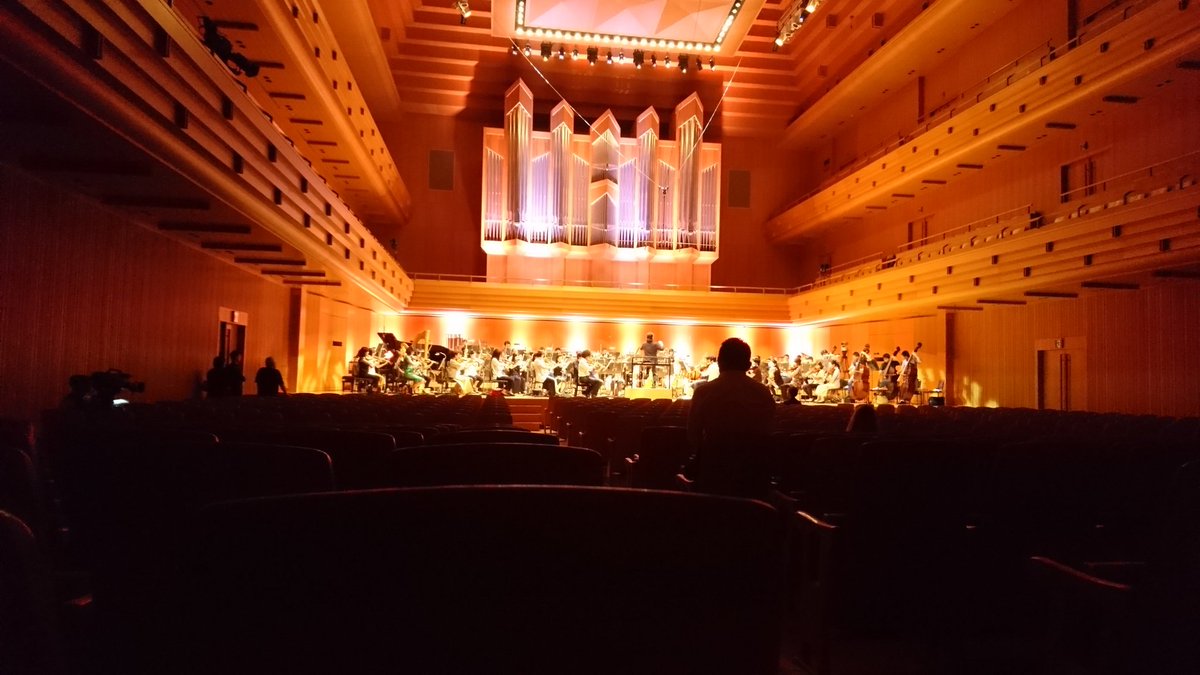 伊藤ケイスケ Keisuke Ito けものフレンズ 東京フィルハーモニー交響楽団 もりのおんがくかい 無事終演致しました コンサートマスターの石橋さんと 本当に沢山のご来場 誠にありがとうございました 皆様と共にけものフレンズの音楽を楽しめて最高の 伊藤ケイスケ Keisuke Ito けものフレンズ 東京フィルハーモニー交響楽団 もりのおんがくかい 無事終演致しました コンサートマスターの石橋さんと 本当に沢山のご来場 誠にありがとうございました 皆様と共にけものフレンズの音楽を楽しめて最高の