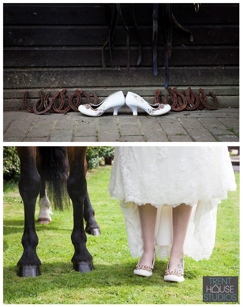 trentHstudios's tweet photo. Wedding, horses and dogs all at the same time #equine #Ashbourne #Derbyshire #weddingdress #WEDDINGPHOTOGRAPHY #Nottingham #wedding https://t.co/LL97zP1E4t