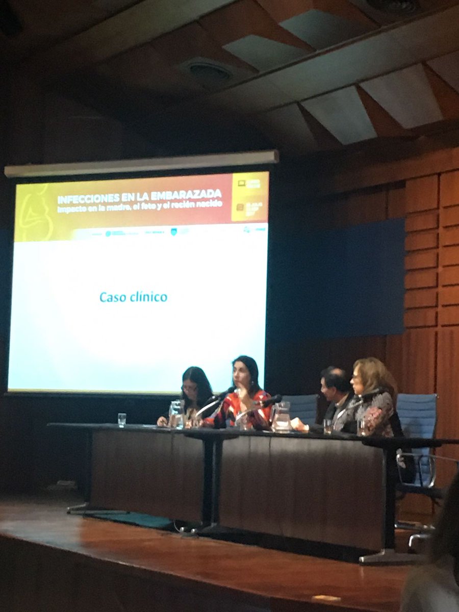 redEMCped's tweet photo. Discusion de caso clínico, presentado por la Dra. Mariana Guirado. Participa del evento: https://t.co/qc87LWLDJK https://t.co/NBNo1x4DHp