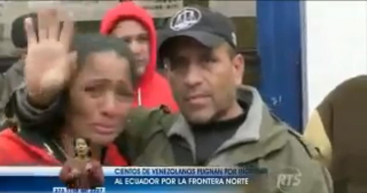 noti_alerta's tweet photo. Cientos de desplazados venezolanos retenidos en la frontera de Ecuador [+VIDEO] 
https://t.co/38NhTea0MA https://t.co/fT52yfyr4H