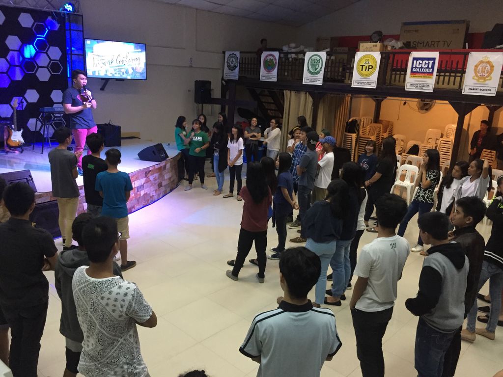 YouthPlus3's tweet photo. Icebreaker atm
#NetworkGathering https://t.co/9eUwI20sVZ