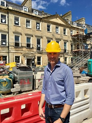 .@SaintJamesHotel appoints Simon Hall as General Manager for @hotelindigobath hospitalityandcateringnews.com/2017/07/st-jam… https://t.co/FptN5Uss5V