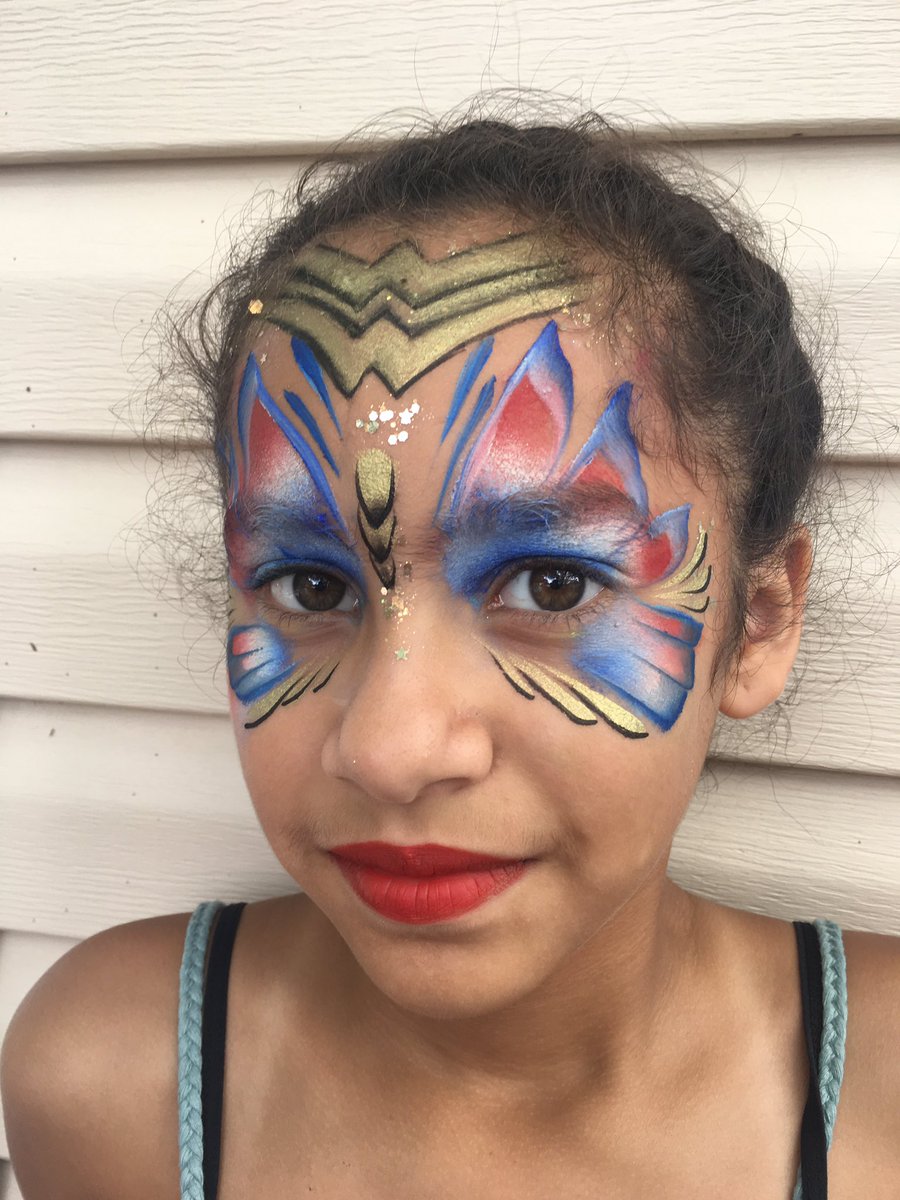 FFacepainter's tweet photo. Love trying out new designs! Fun #superwoman inspired #butterfly #facepaint #longislandfacepainter #hamptonsfacepainter #suffolkfacepainter https://t.co/rPfGfAtTCq