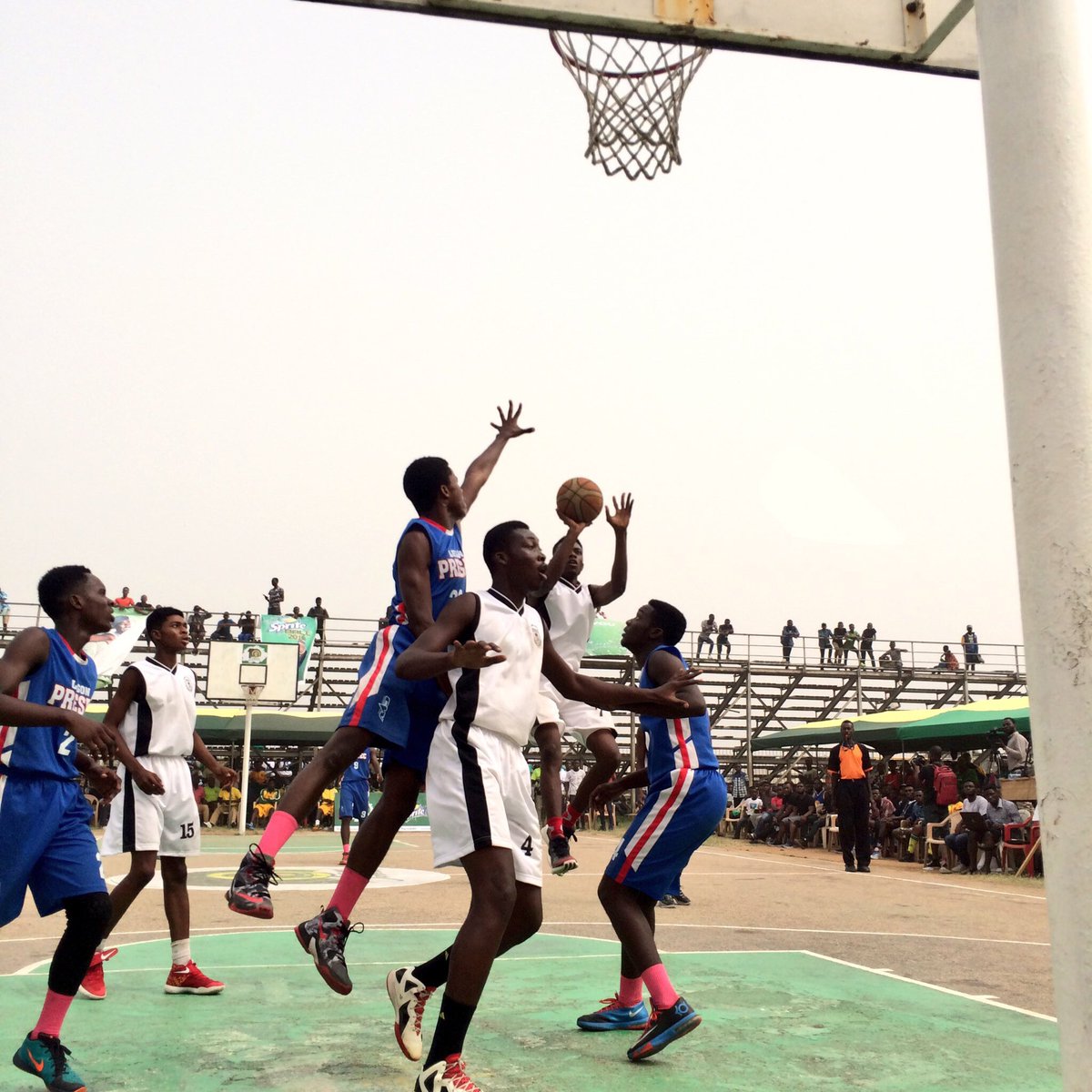 hyperactive_gh's tweet photo. Schools like @presec_legon, @AdisadelColIege & @PrempehCollege couldn't do much. Poor performance at #SpriteBall10
#SpriteBall11 https://t.co/3iieMKWBE2