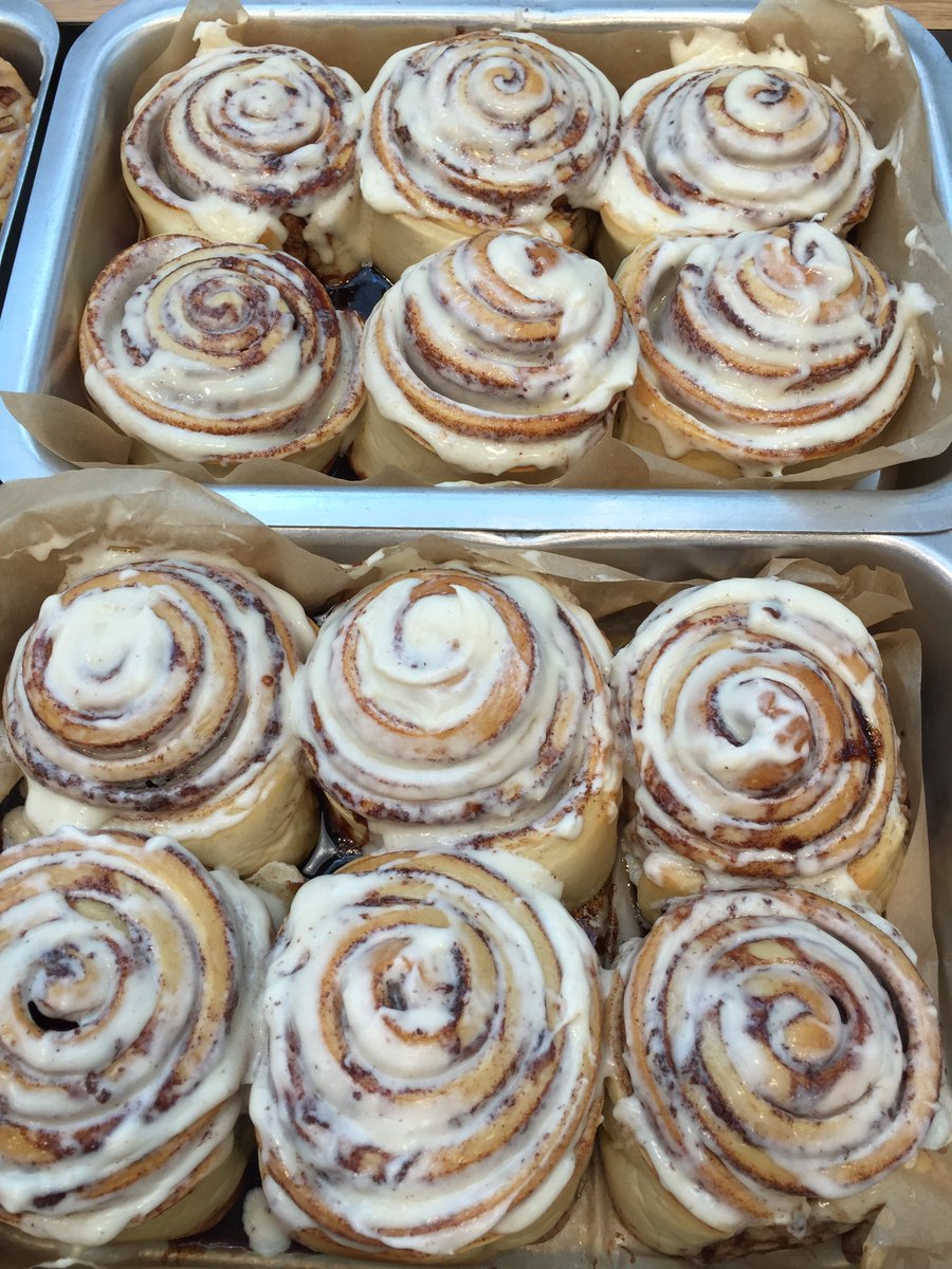Cinnabon's tweet photo. Pan of your dreams https://t.co/ribrbZPHga