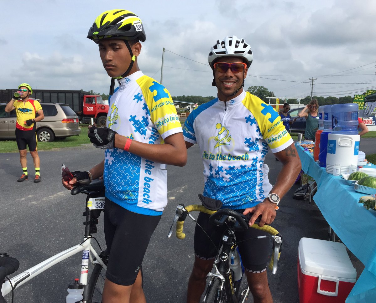 annBgibbons's tweet photo. Jake and Aaron are in the house! #BiketotheBeach #AutismSpeaks! https://t.co/L3gSm5jJ39