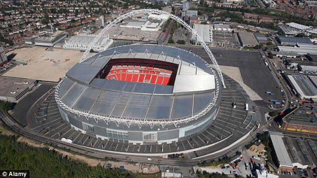 which was better? 

🔁 For the old Wembley

❤️ For the new Wembley 

#Wembley