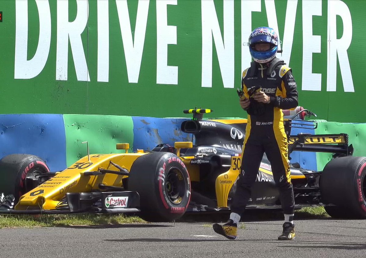 RyanL83's tweet photo. Jolyon Palmer summed up in one image....  #f1 #HungaryGP #hungaroring #sky https://t.co/TypKx9Jv1p