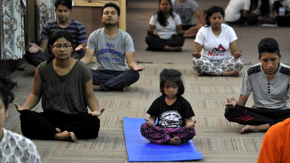 cbctapestry's tweet photo. .@RevaSeth shares how to #DIY your kids' spirituality. From aromatherapy to volunteerism. https://t.co/Q8H295B0YU https://t.co/2b7ITLCuqT